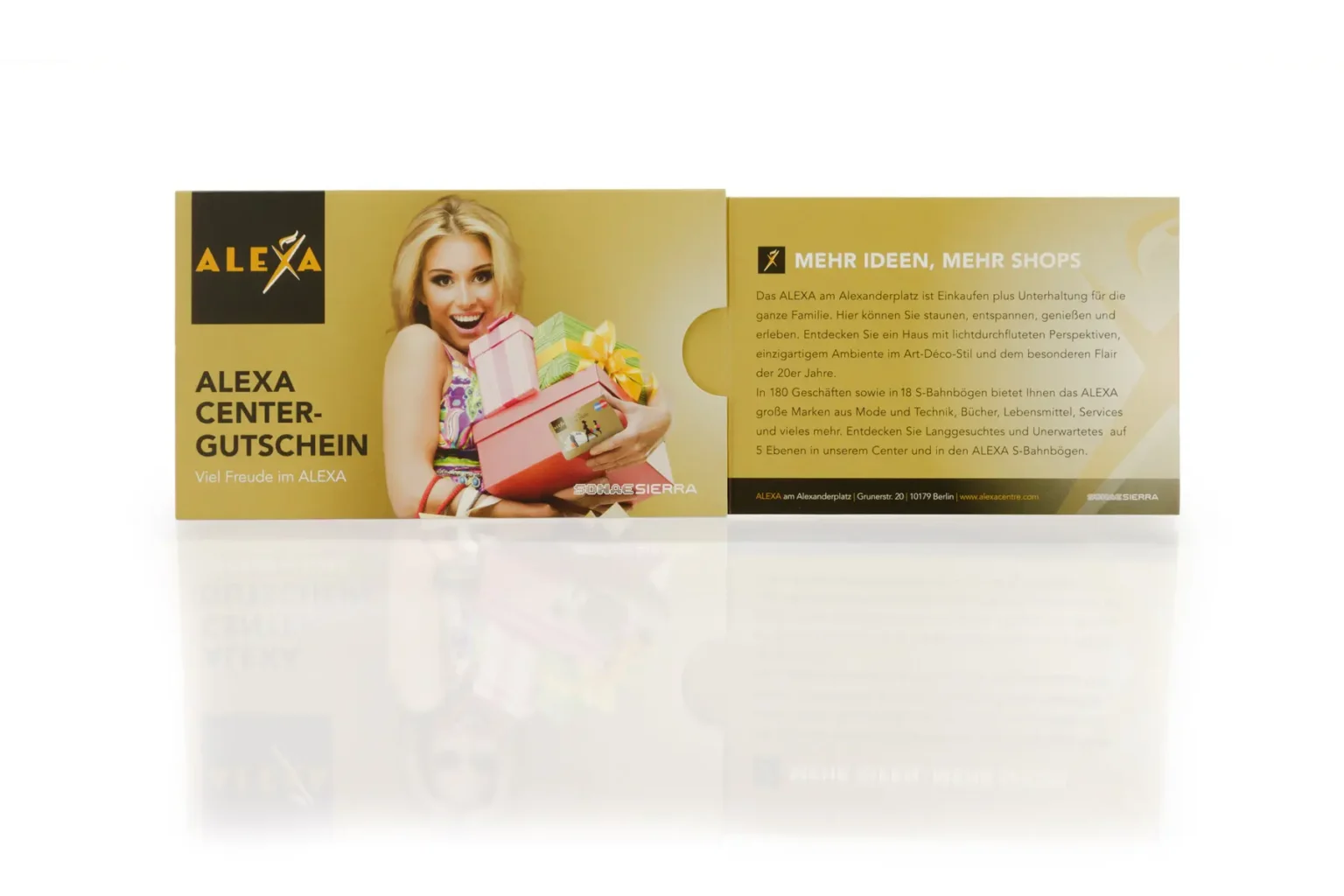 Gutscheinhülle mit Booklet im ausgezogenen Zustand