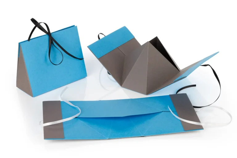 kleines Täschechen aus Karton